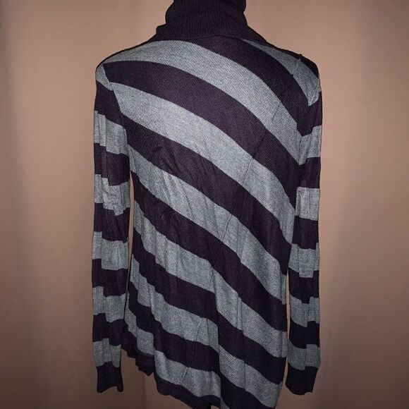New York &Co Asymmetrical Turtleneck Sweater - Picture 4 of 6